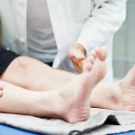 سندرم پای بی قرار چیست؟ علائم تا درمان